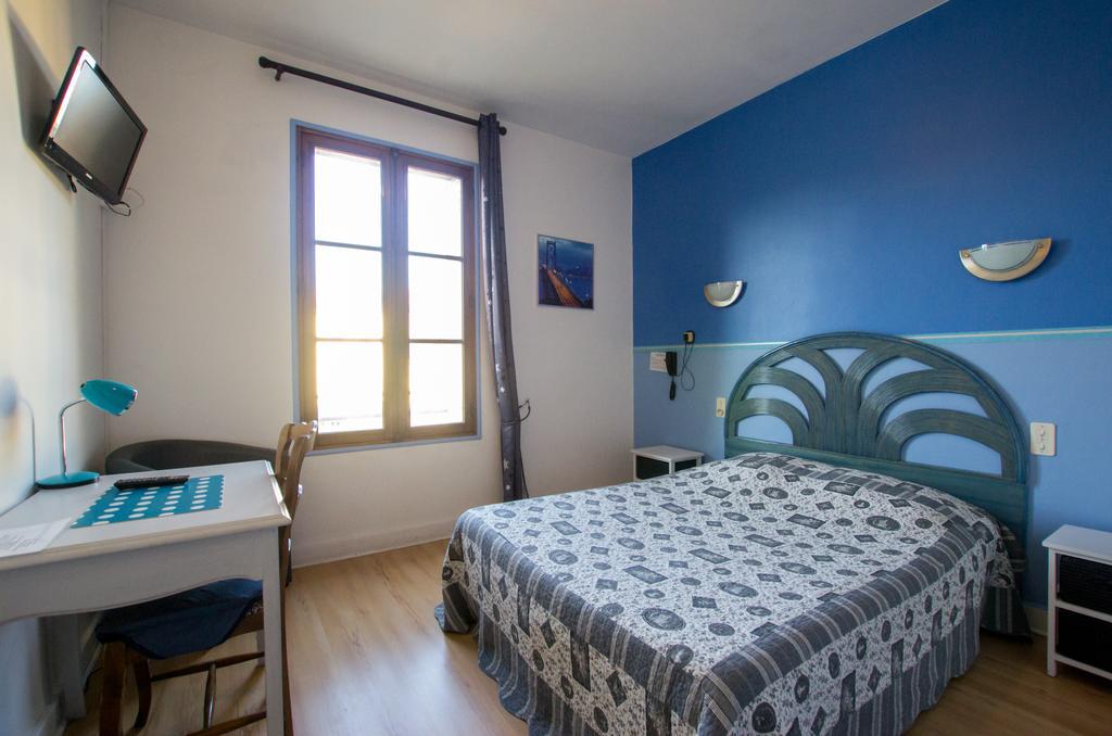 Hotel Du Commerce Millau Pokoj fotografie