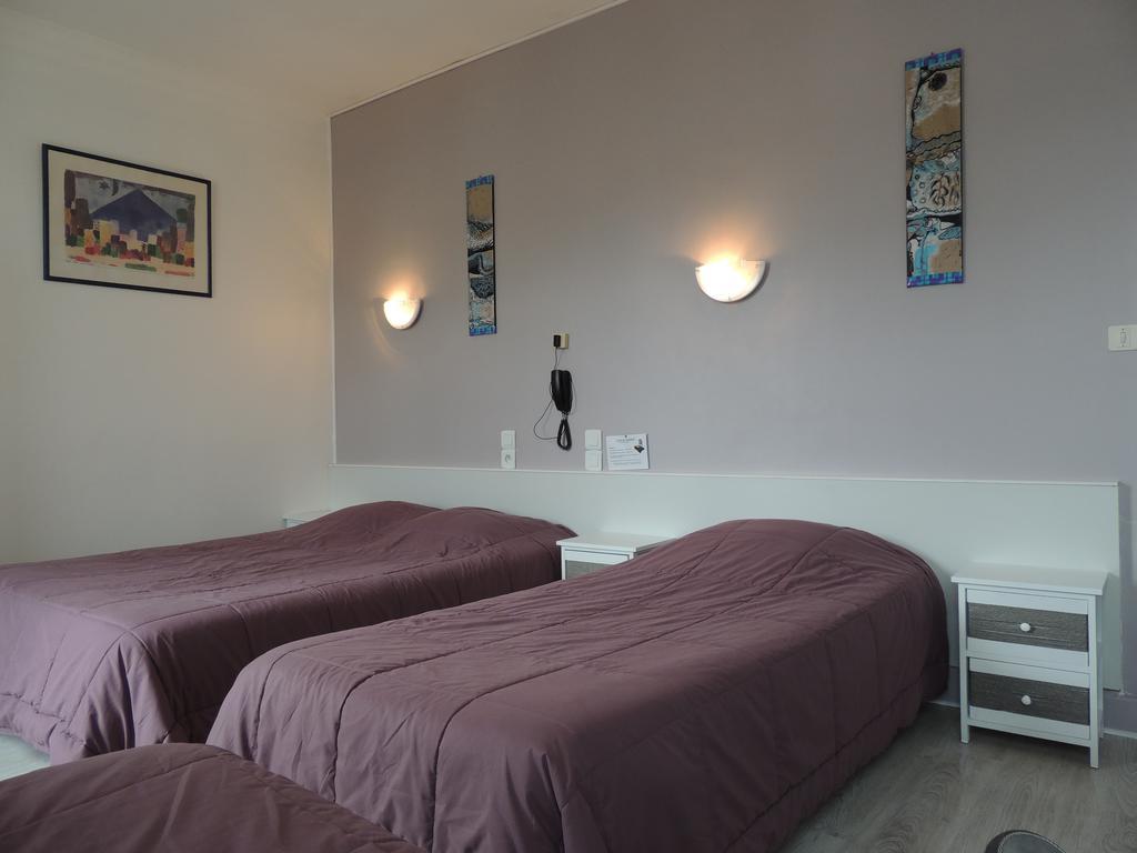 Hotel Du Commerce Millau Pokoj fotografie